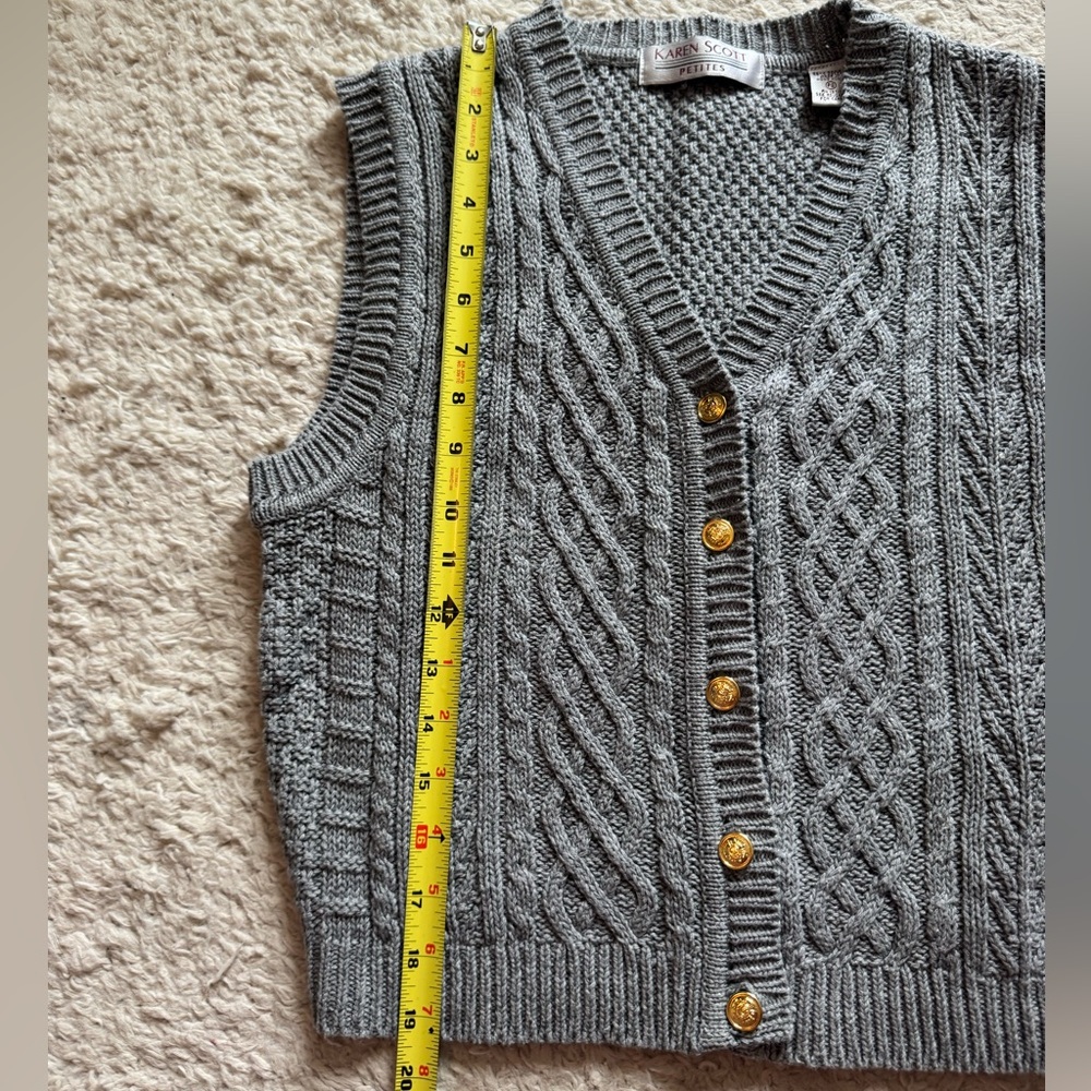 Vtg sweater vest - Picture 4 of 5